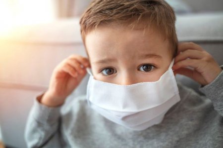 Həkimdən xəbərdarlıq: “Koronavirus uşaqlarınızda fəsadlar yarada bilər” - VİDEO