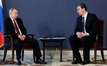 Putin Zaxarovanın paylaşımına görə Serbiya prezidentindən üzr istədi - FOTO