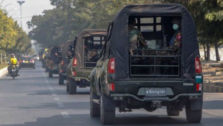 Myanmada siyasətçinin konvoyuna edilən hücumda 12 nəfər öldü