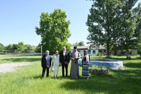 Prezident Müqəddəs Yelisey adına Cotari kilsəsində olub - YENİLƏNİB + FOTO