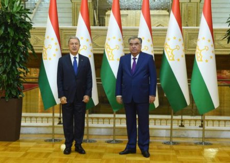 Hulusi Akar Tacikistan prezidenti ilə görüşüb