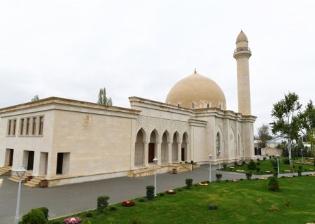 Şamaxıdakı Pirsaat Baba ziyarətgah-məscid kompleksinin açılışı olub - FOTO